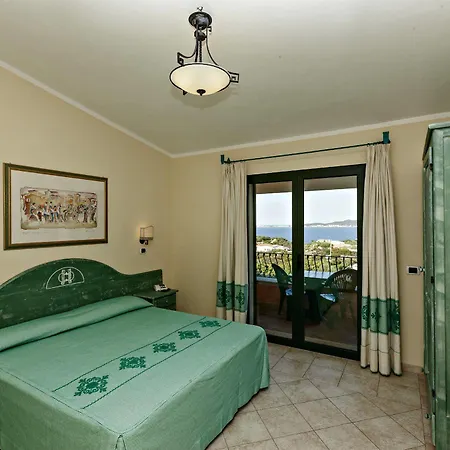 Club Baia Aranzos Hotel